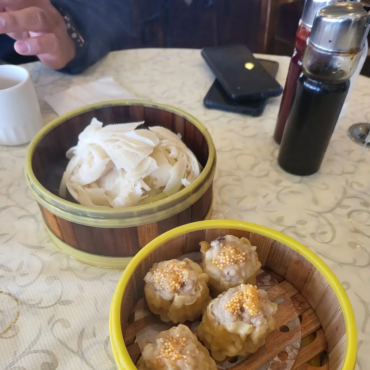 魚子燒賣 siu mai